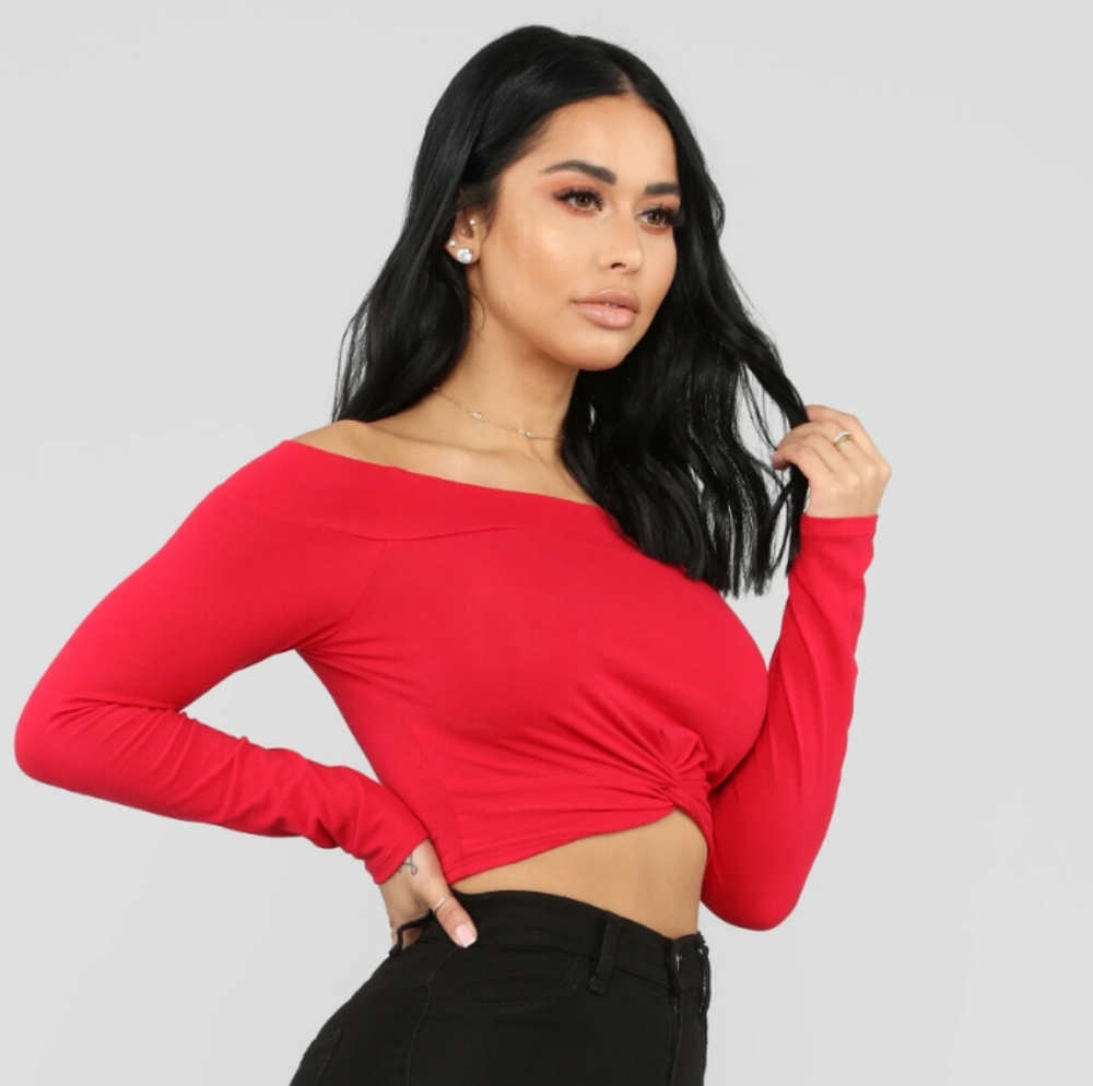 ♥Tag Me In Off Shoulder Top♥ - Picture 3 of 5